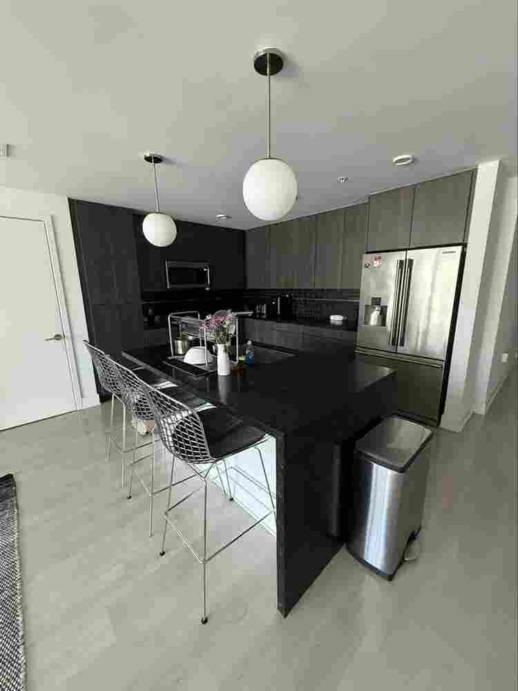 Master bedroom in penthouse Dtla