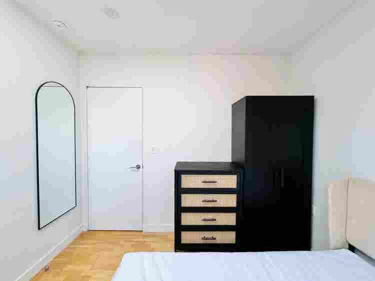 Dekalb Ave – Laundry + rooftop