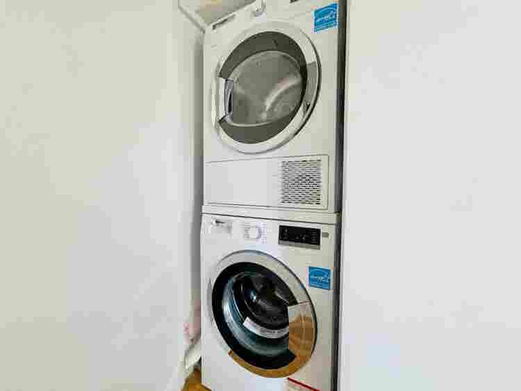 Dekalb Ave – Laundry + rooftop
