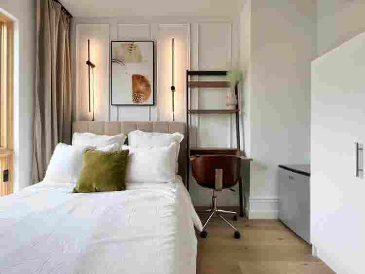 Winthrop St – w/ terrace + rooftop