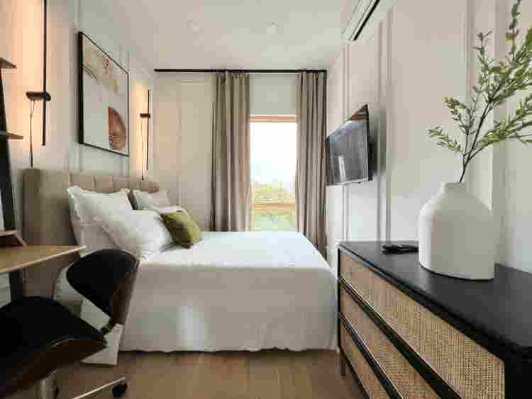 Winthrop St – 334 