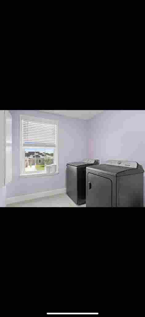 5 bedroom home! 5 rooms available