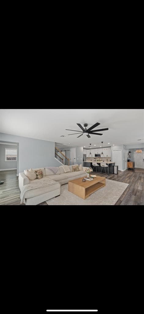 5 bedroom home! 5 rooms available