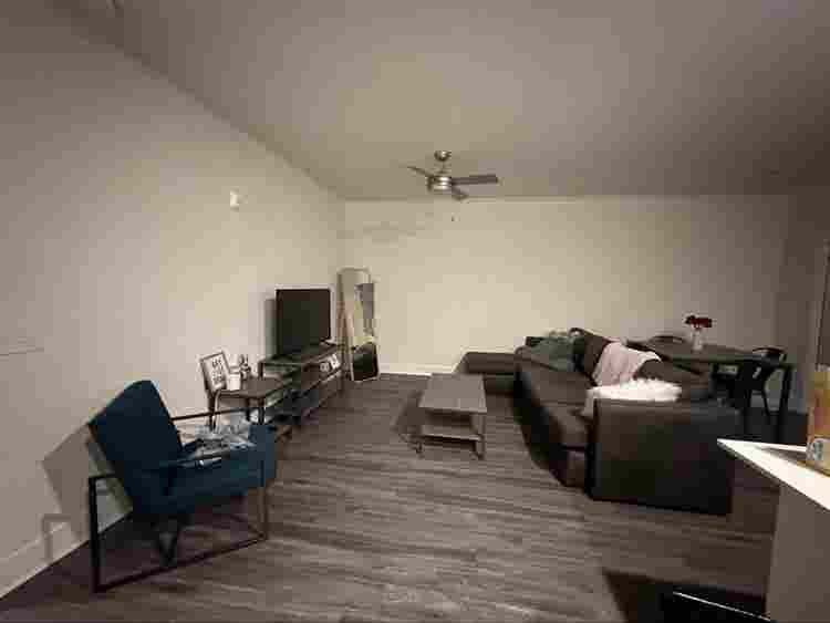 Large room w/  bathroom