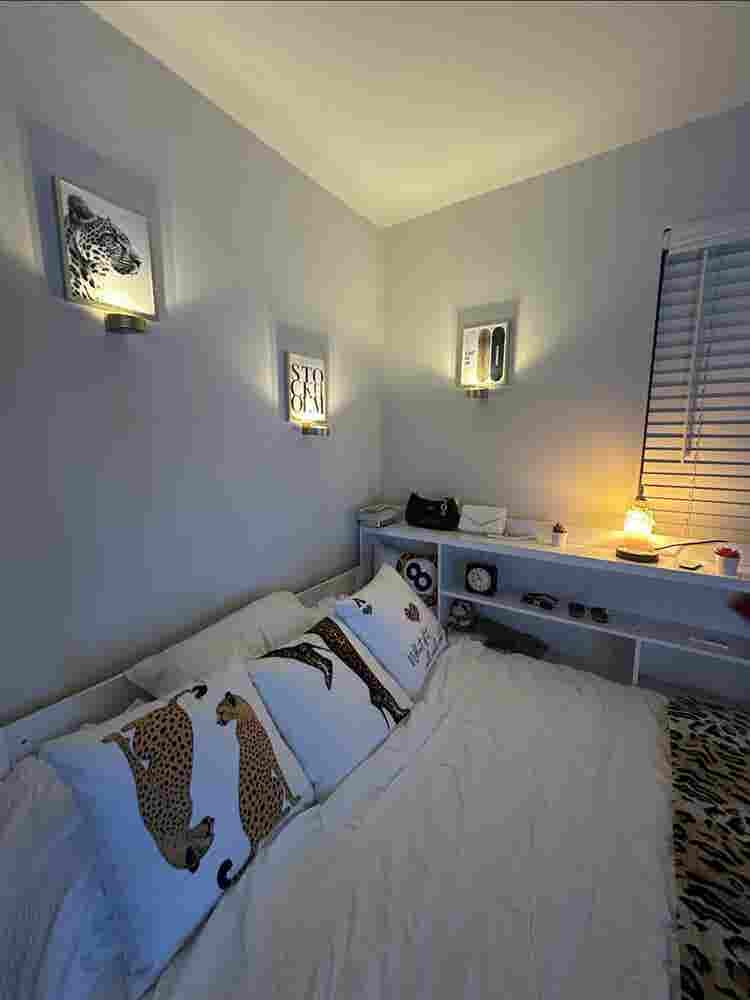 Large room w/  bathroom