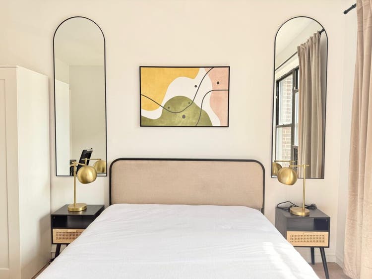 Lenox Rd –762 Huge bedroom