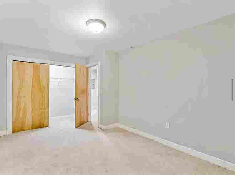 3 bedrooms available in South End