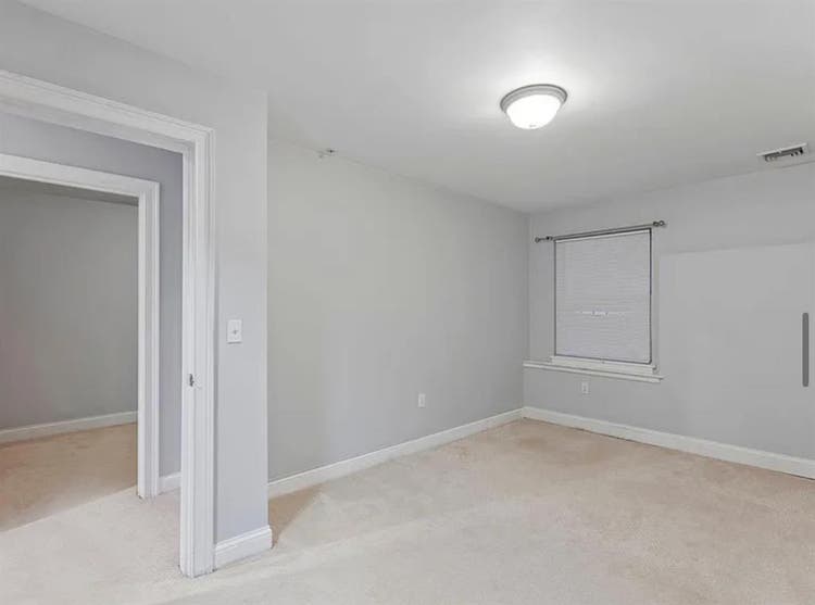 3 bedrooms available in South End