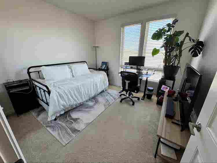 Private Room & Bathroom for Rent