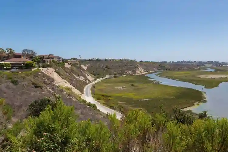 Must see! Near Beautiful Back Bay!