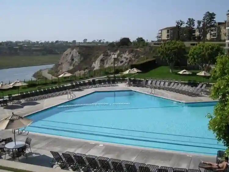 Must see! Near Beautiful Back Bay!