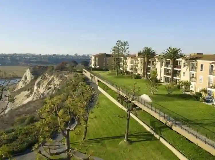 Must see! Near Beautiful Back Bay!