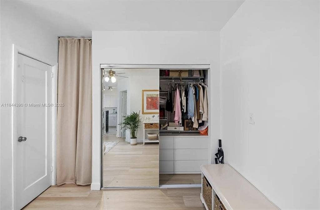 Bright South Beach One Bedroom