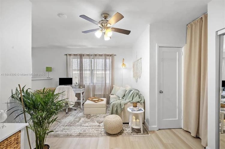 Bright South Beach One Bedroom