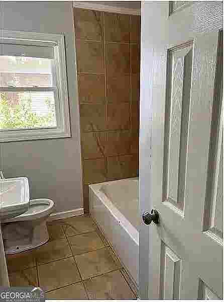 2 BR in East Point