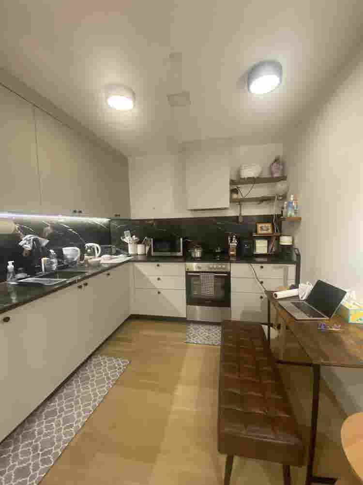 Room in Downtown BK Luxury Building