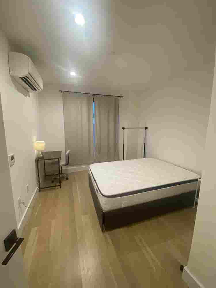 Room in Downtown BK Luxury Building