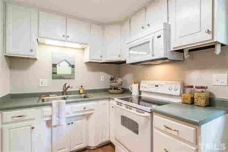4 BR in Raleigh