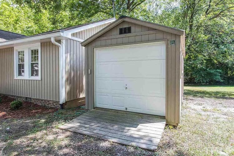 4 BR in Raleigh