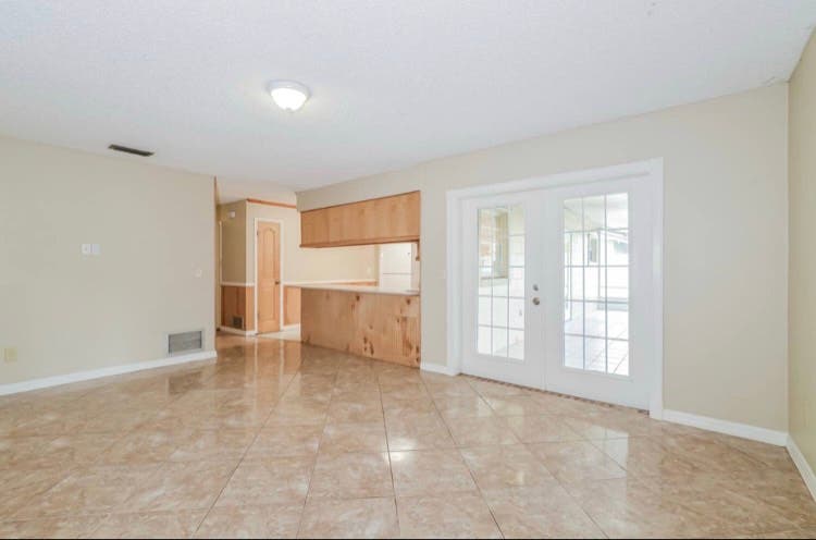 bath available in winterpark