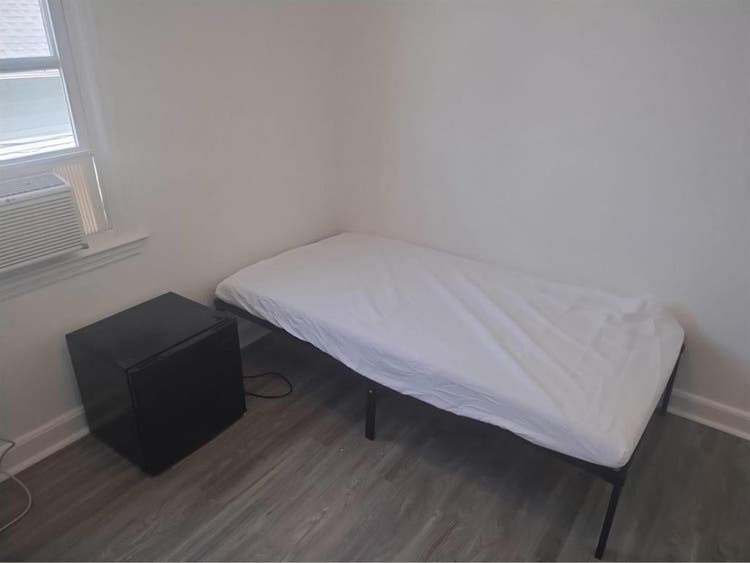 1 Room available for Rent