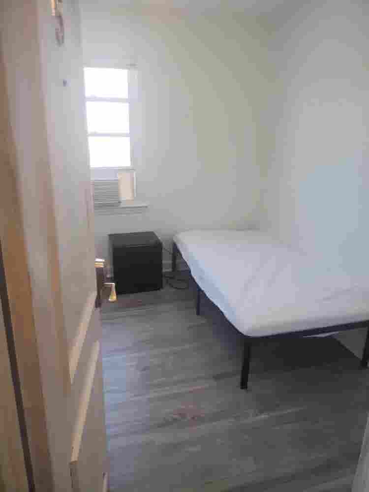 1 Room available for Rent