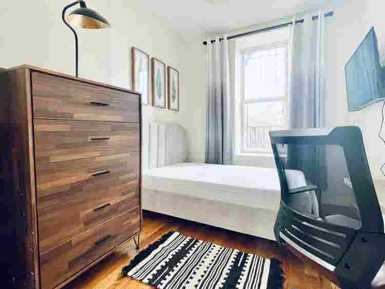 Bedford Ave -