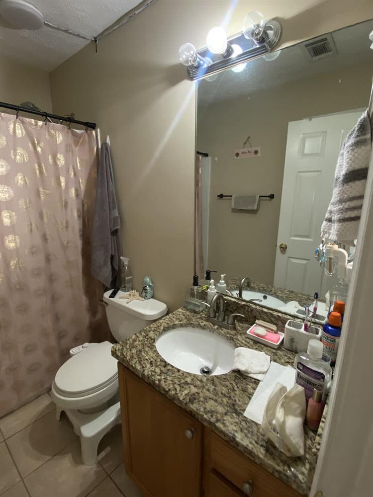 private Room for Rent – Women Only