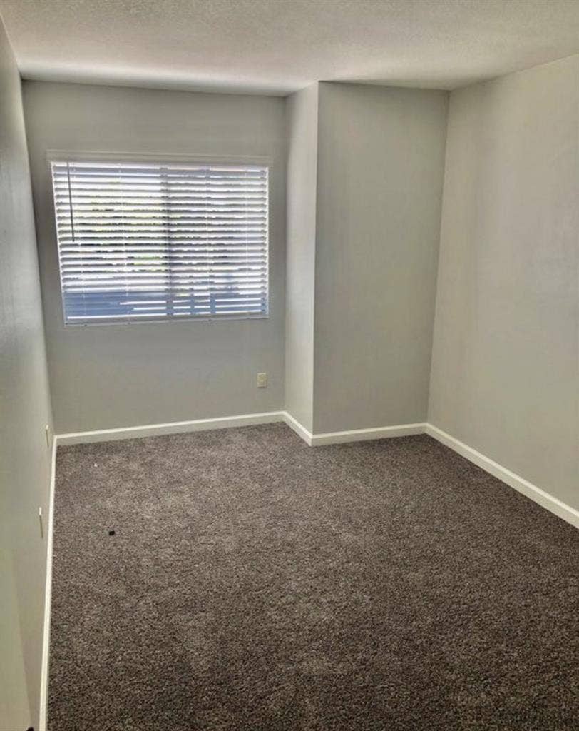 2 rooms in Rancho Peñasquitos!!!