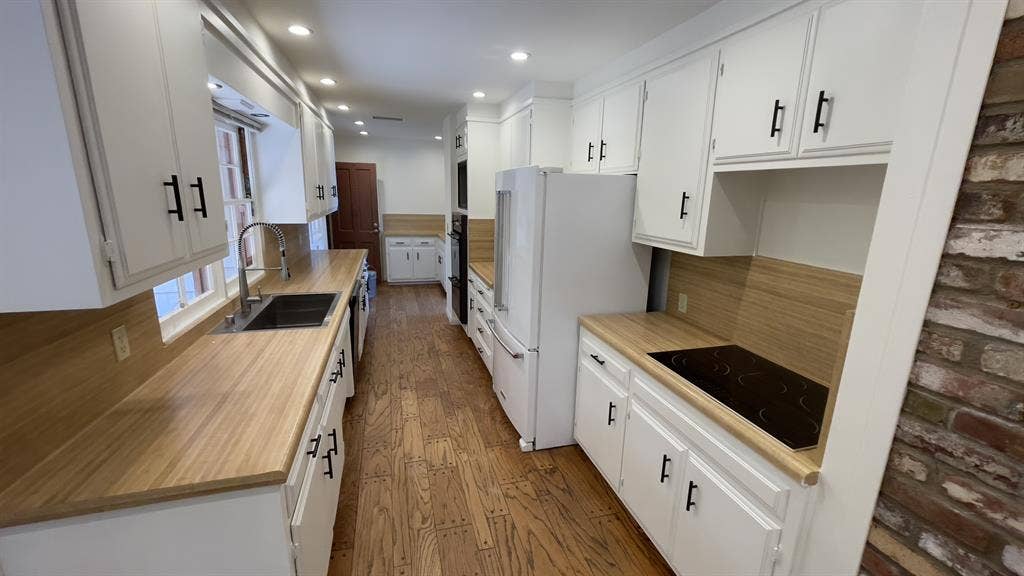 Room in large La Jolla house