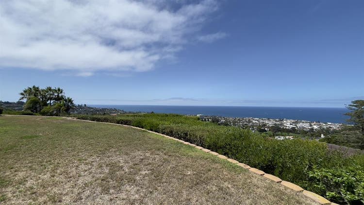 Room in large La Jolla house