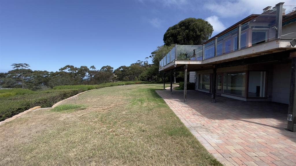 Room in large La Jolla house