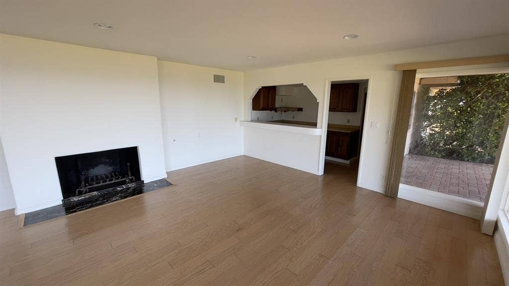 Room in large La Jolla house