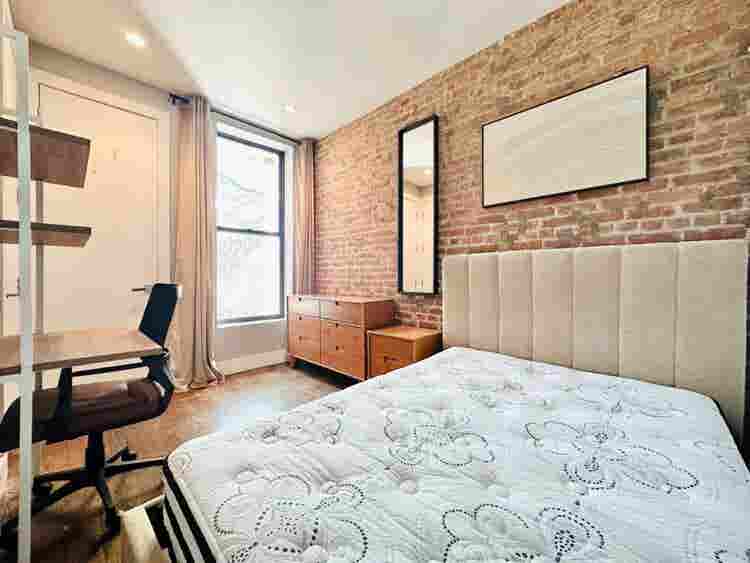 Rogers Ave –