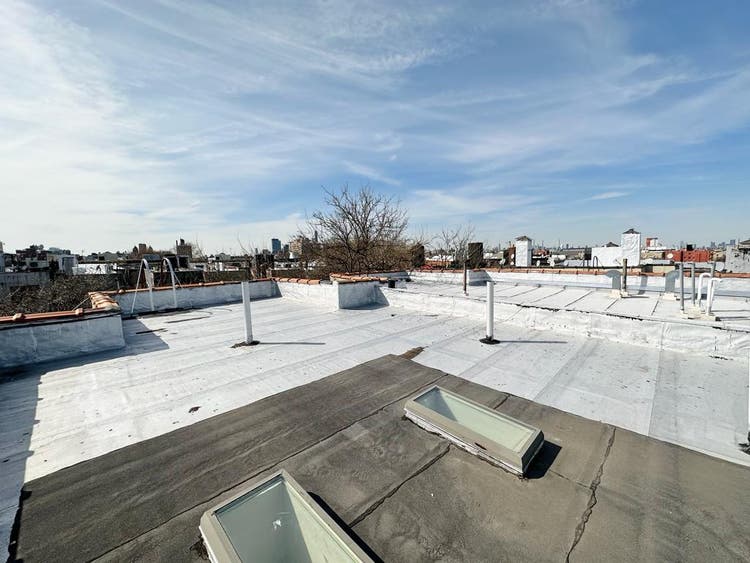 Rogers Ave –