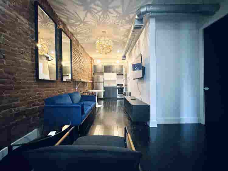 Putnam Ave –  bedroom)