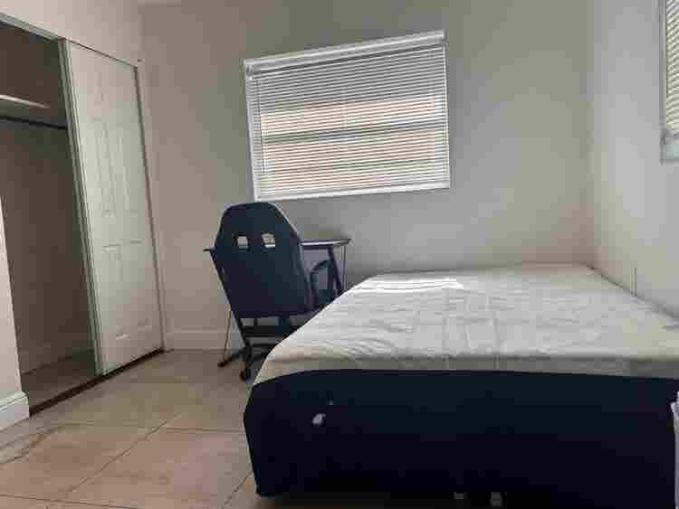 Cozy Room Rent near UCF