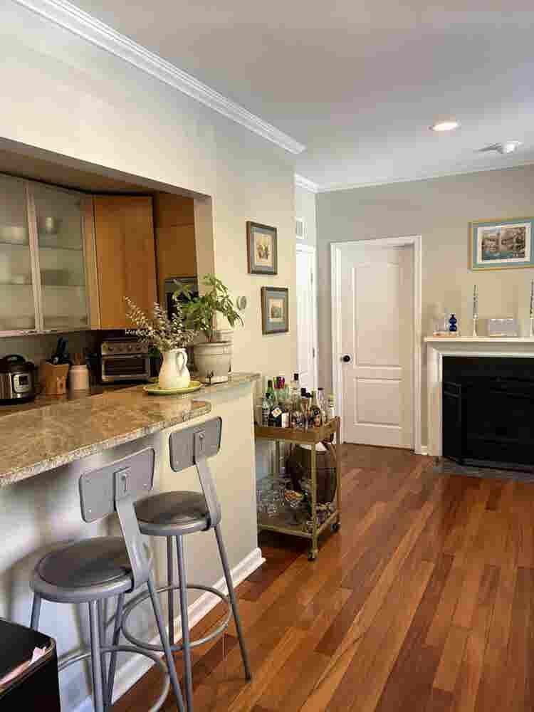 Bedroom and Private Bath, DuPont
