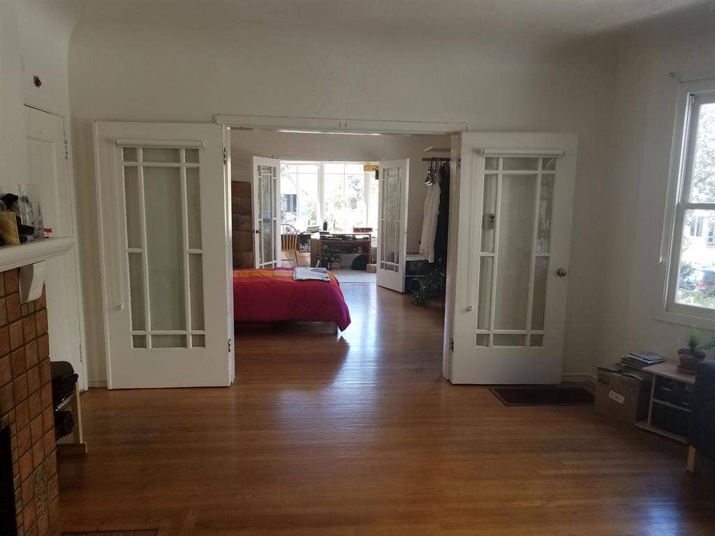 Spacious Sunny Suite in Berkeley