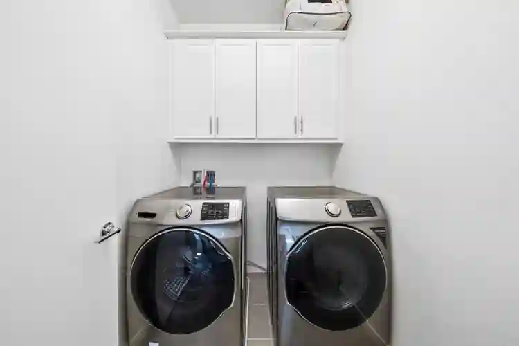 1 Room Available in Valley Glen, LA