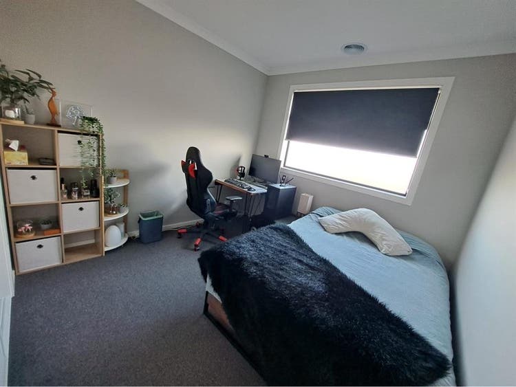 Room for Rent in Truganina