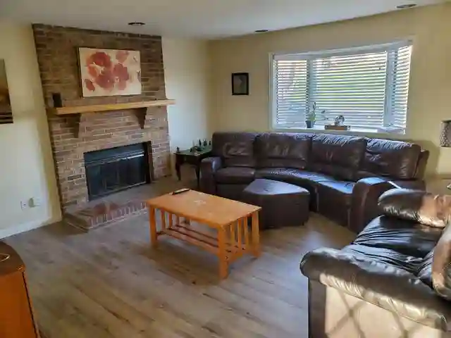 Longmont Private Room Available