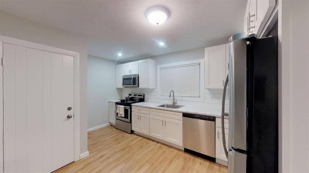 1 BR in Boston