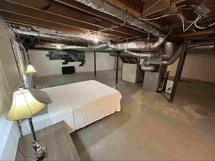 Basement  Room w/ Private Entrance