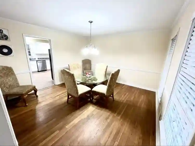 Basement Room w/ Private Entrance