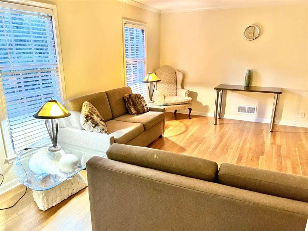 Basement  Room w/ Private Entrance