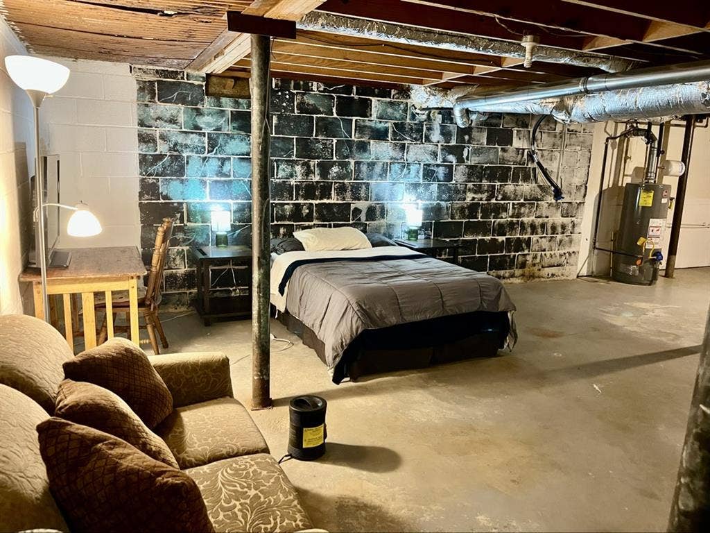 Basement  Room w/ Private Entrance