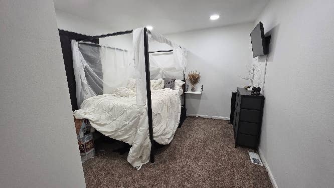 Private bed & bath