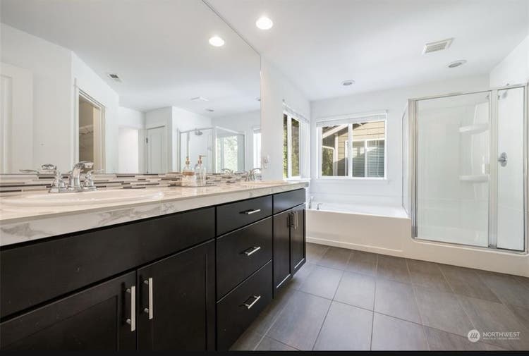 Masterbedroom for rent