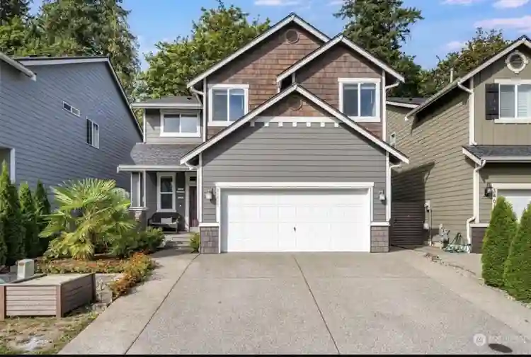 Private Bedroom & Bathroom